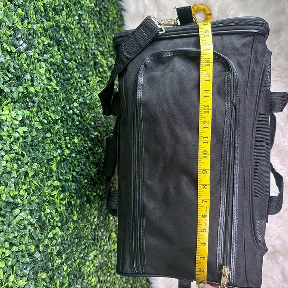 Sherpa Black delta pet carrier cargo new - Picture 12 of 16